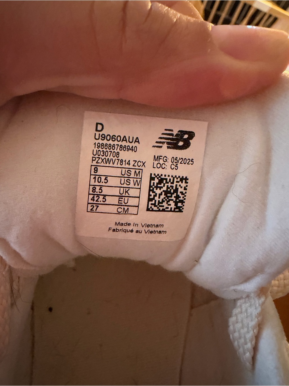 New Balance Cream/Tan Women’s Athletic Sneakers - Picture 6 of 6